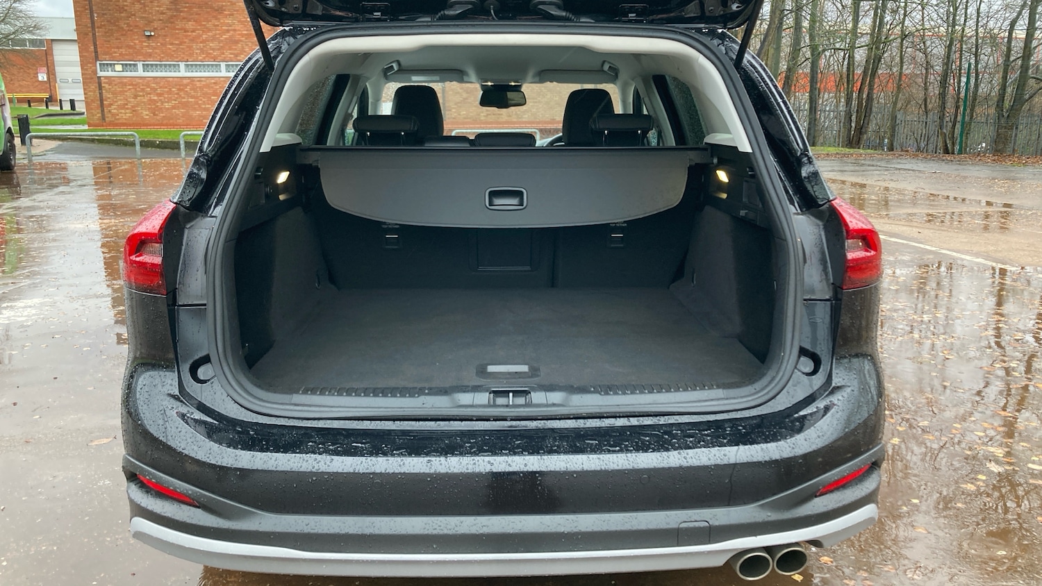 Used Ford Focus 2023 for sale - 77033368: Photo 4