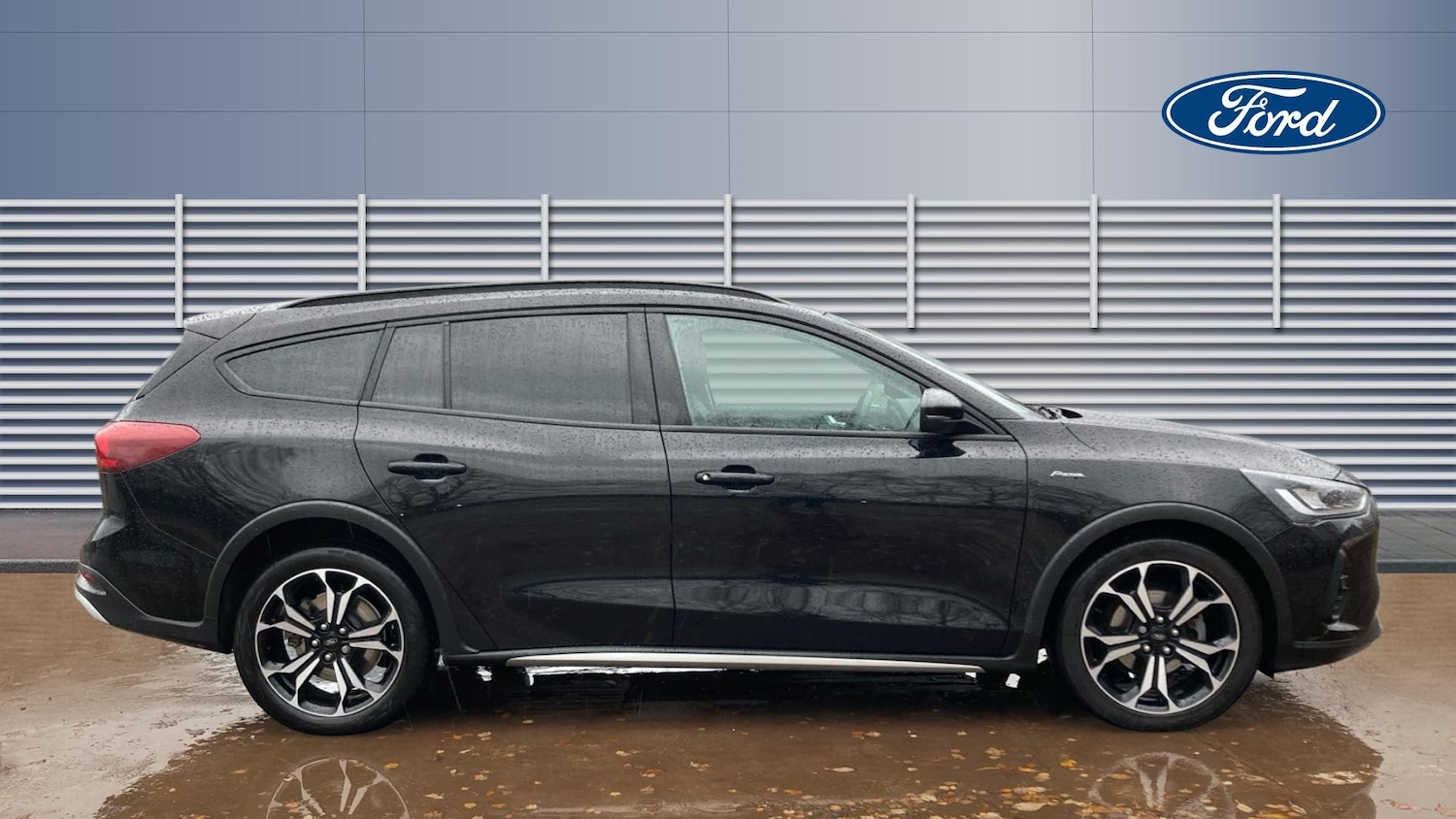 Used Ford Focus 2023 for sale - 77033368: Photo 5