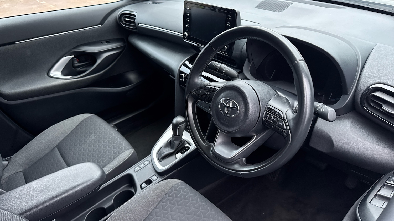 Used Toyota Yaris Cross 2021 for sale - 77848797: Photo 11