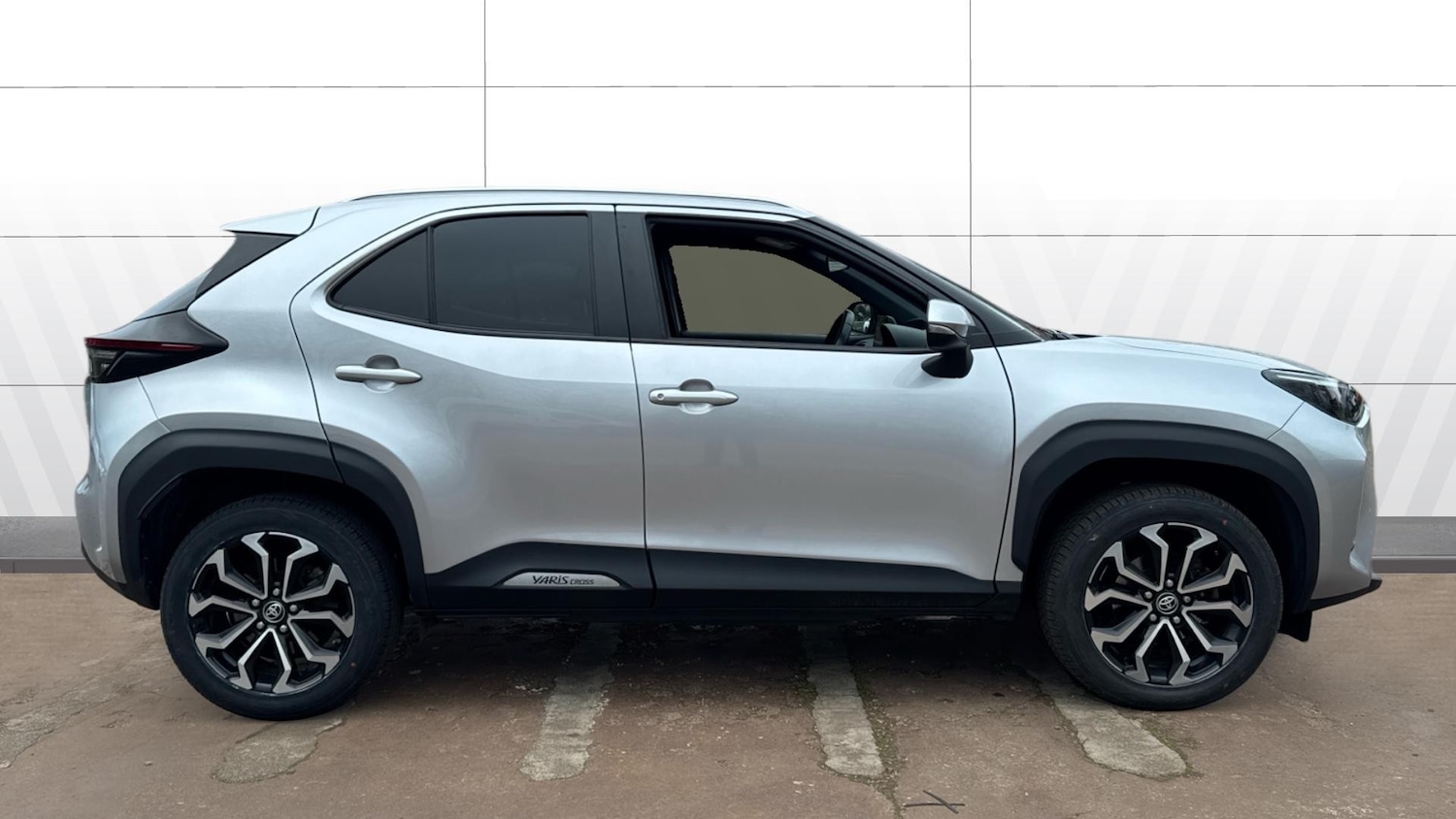 Used Toyota Yaris Cross 2021 for sale - 77848797: Photo 5