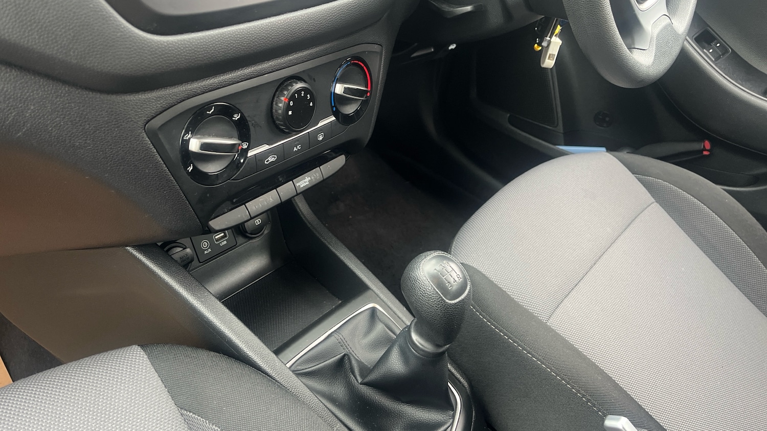 Used Hyundai i20 2018 for sale - 77616636: Photo 13