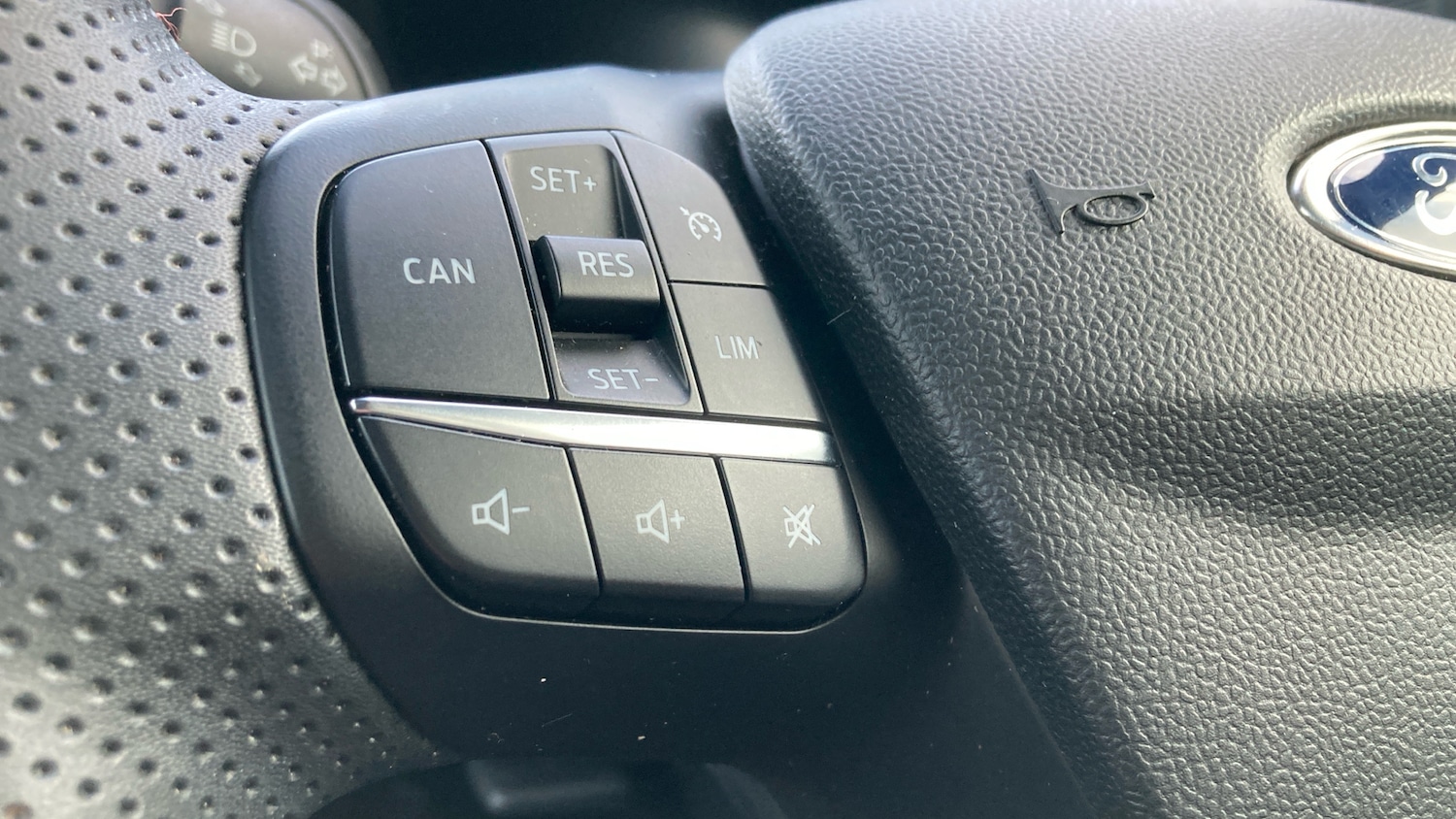 Used Ford Puma 2023 for sale - 77124014: Photo 31