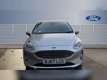 Used Ford Fiesta 2017 for sale - 76412393: Photo