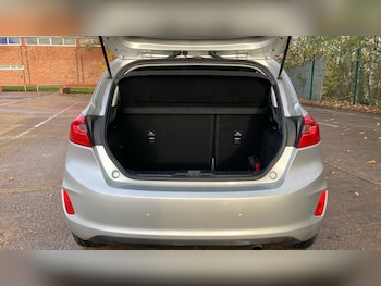 Used Ford Fiesta 2017 for sale - 76412393: Photo