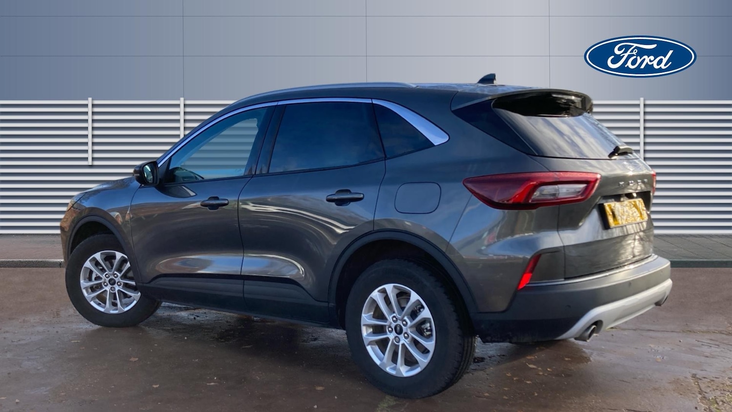 Used Ford Kuga 2025 for sale - 76918132: Photo 2