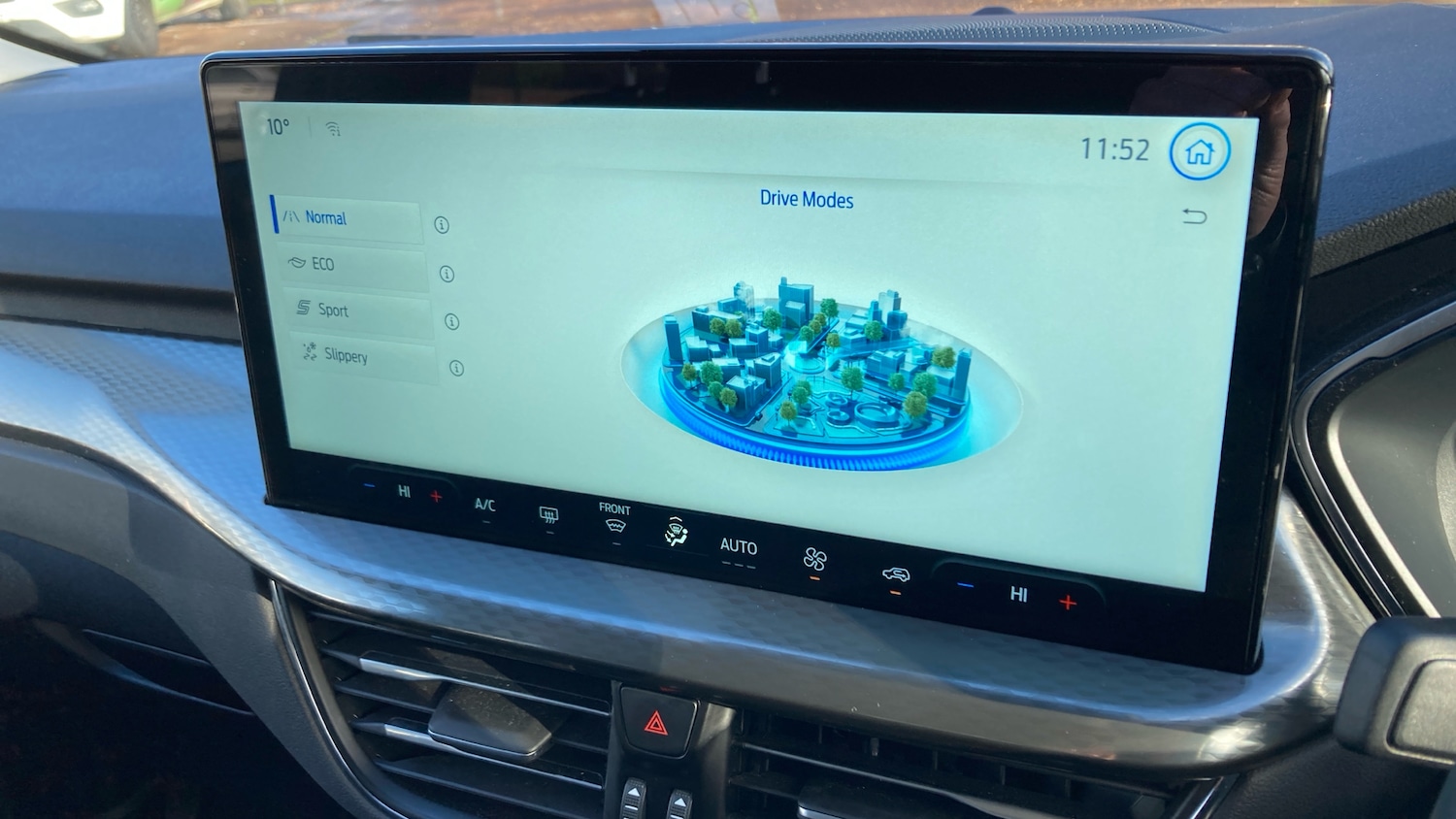 Used Ford Kuga 2025 for sale - 76918132: Photo 36