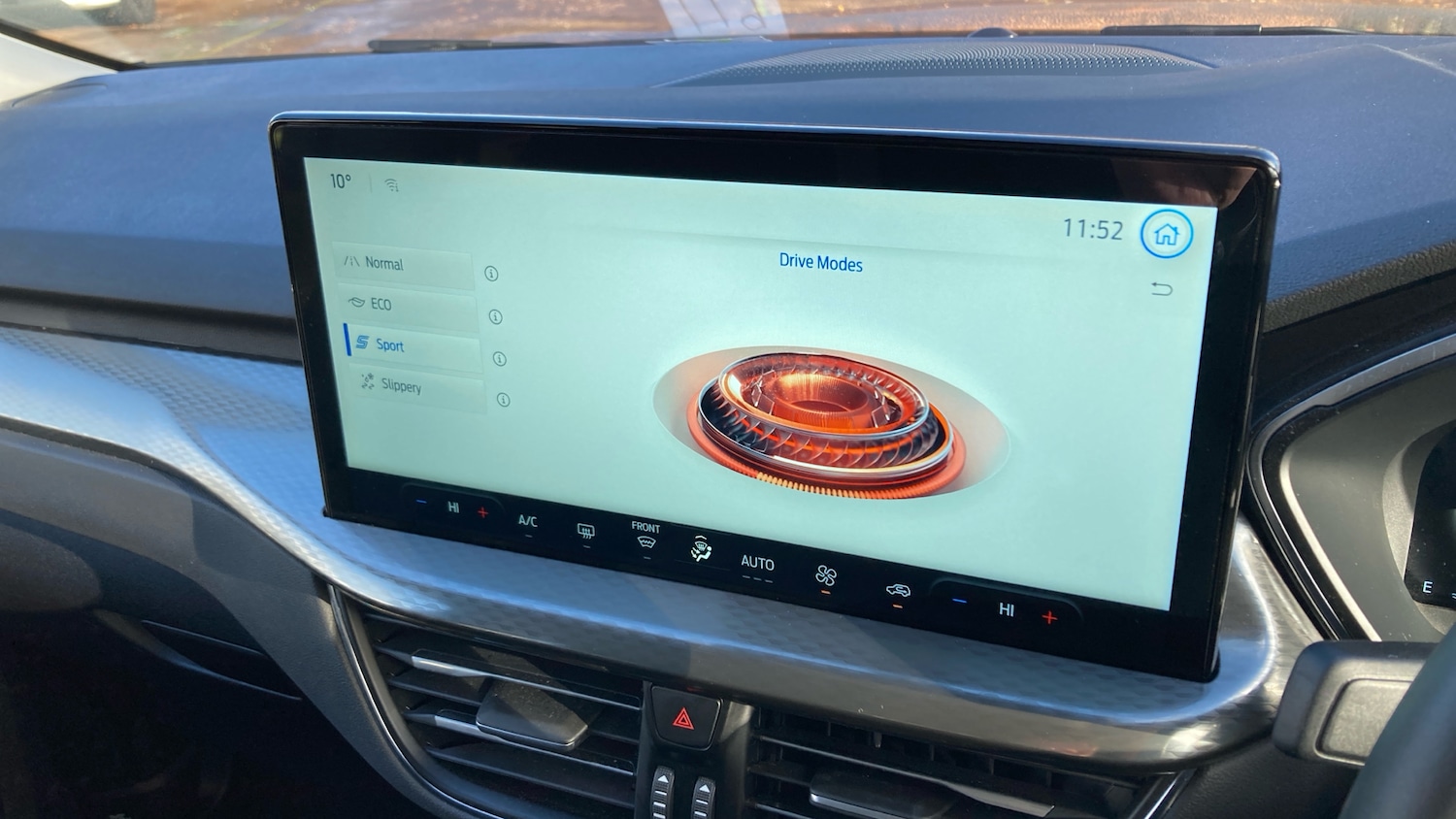 Used Ford Kuga 2025 for sale - 76918132: Photo 38