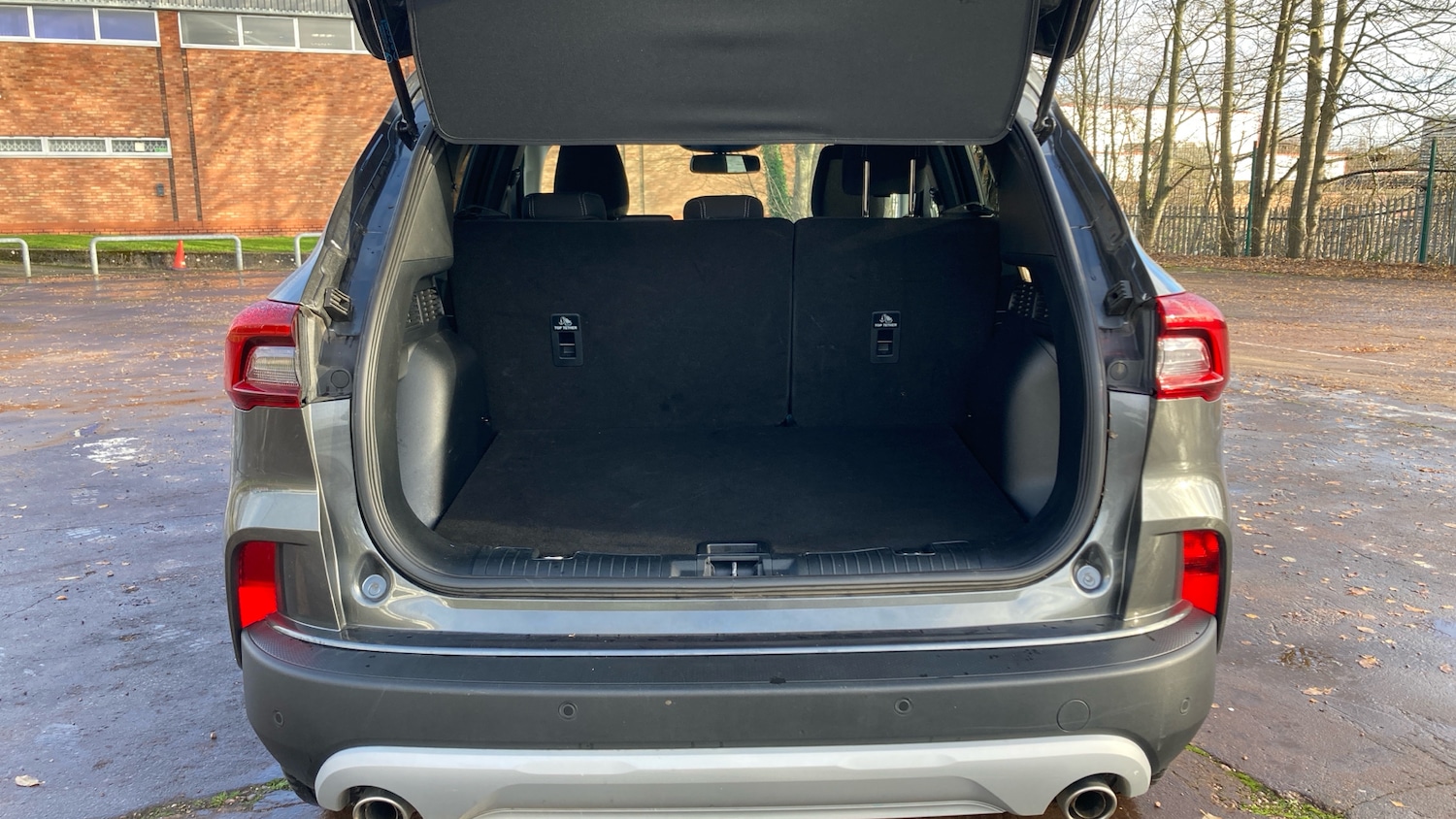 Used Ford Kuga 2025 for sale - 76918132: Photo 4