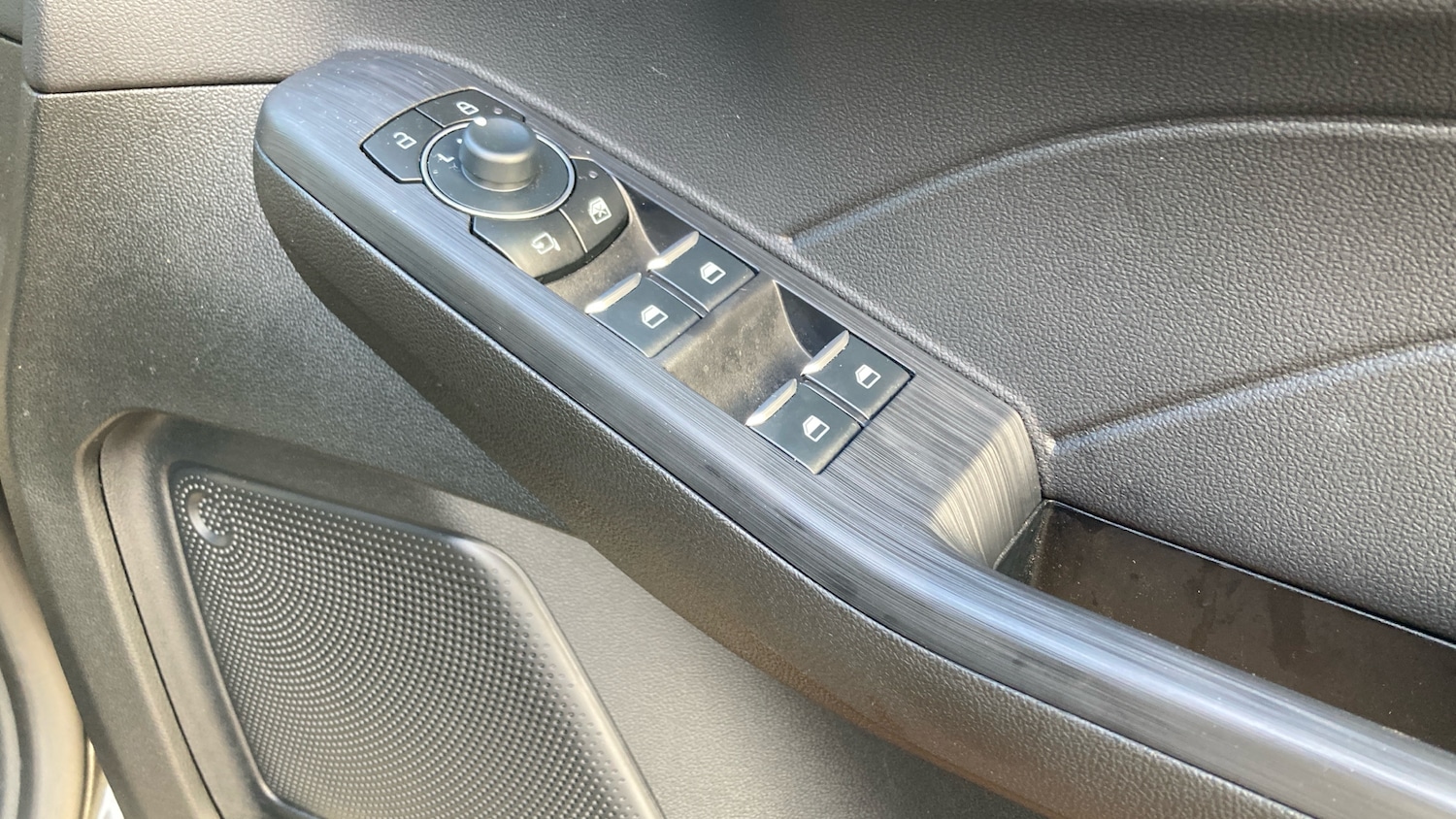 Used Ford Kuga 2025 for sale - 76918132: Photo 45