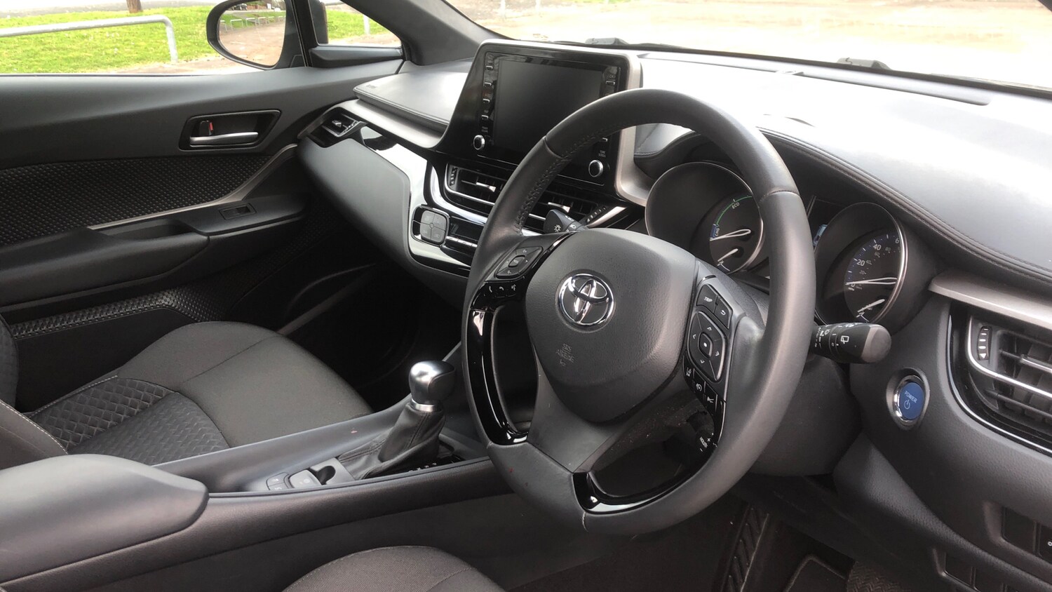 Used Toyota C-HR 2023 for sale - 78011475: Photo 11