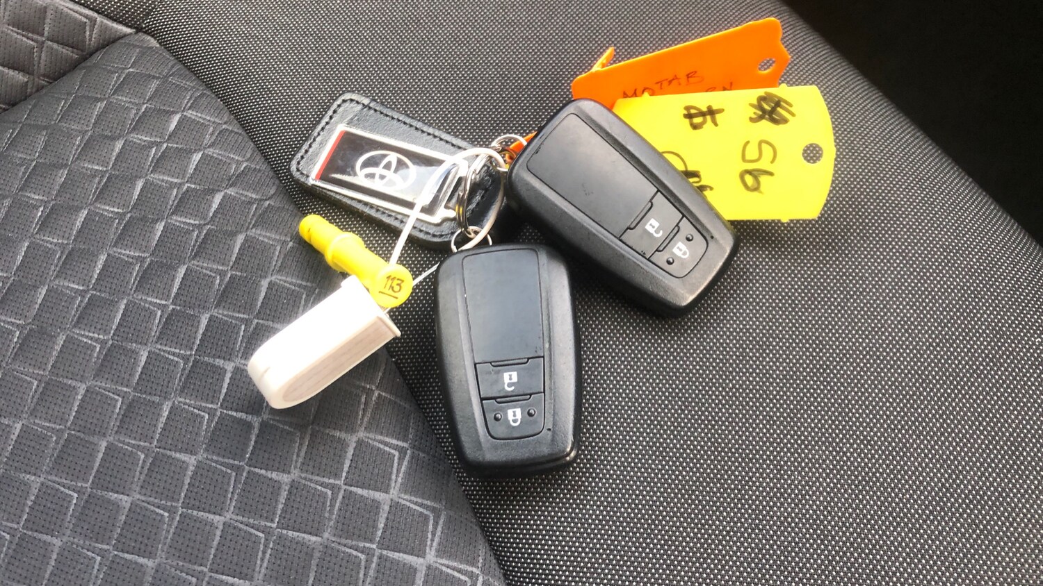 Used Toyota C-HR 2023 for sale - 78011475: Photo 19