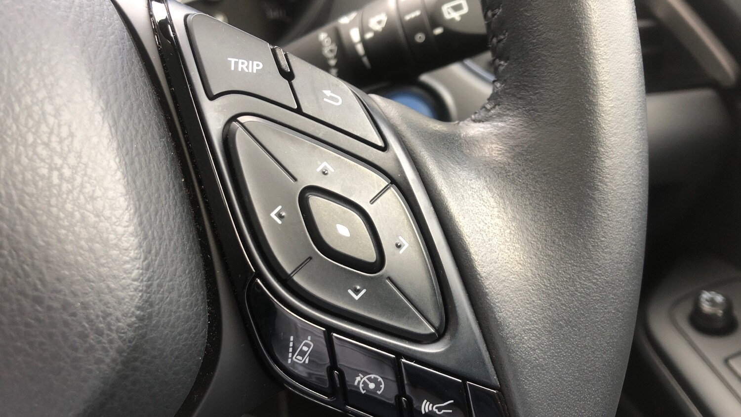 Used Toyota C-HR 2023 for sale - 78011475: Photo 22