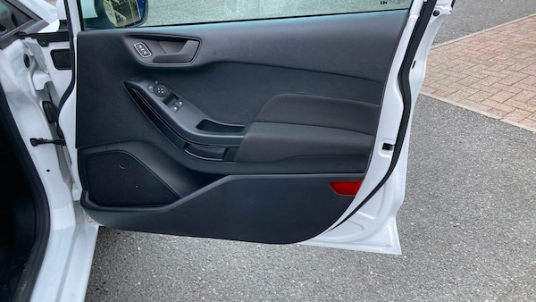 Used Ford Fiesta 2022 for sale - 76222154: Photo 39