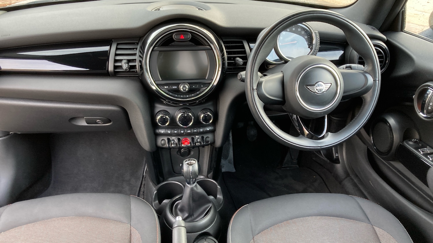 Used MINI Convertible 2017 for sale - 76451792: Photo 10