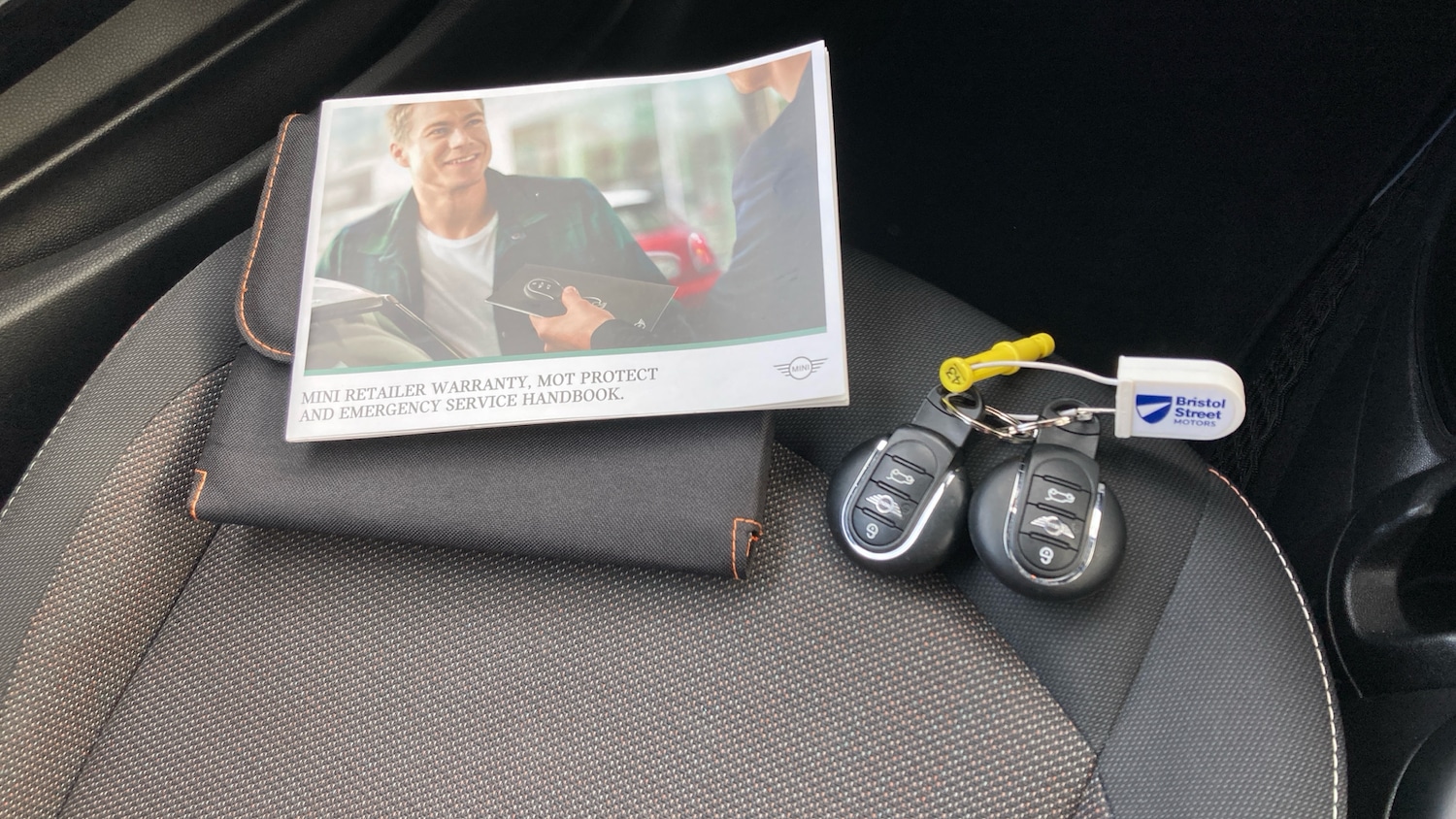 Used MINI Convertible 2017 for sale - 76451792: Photo 19