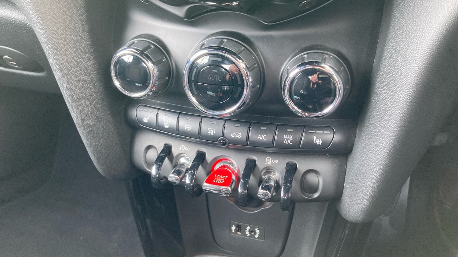 Used MINI Convertible 2017 for sale - 76451792: Photo 24