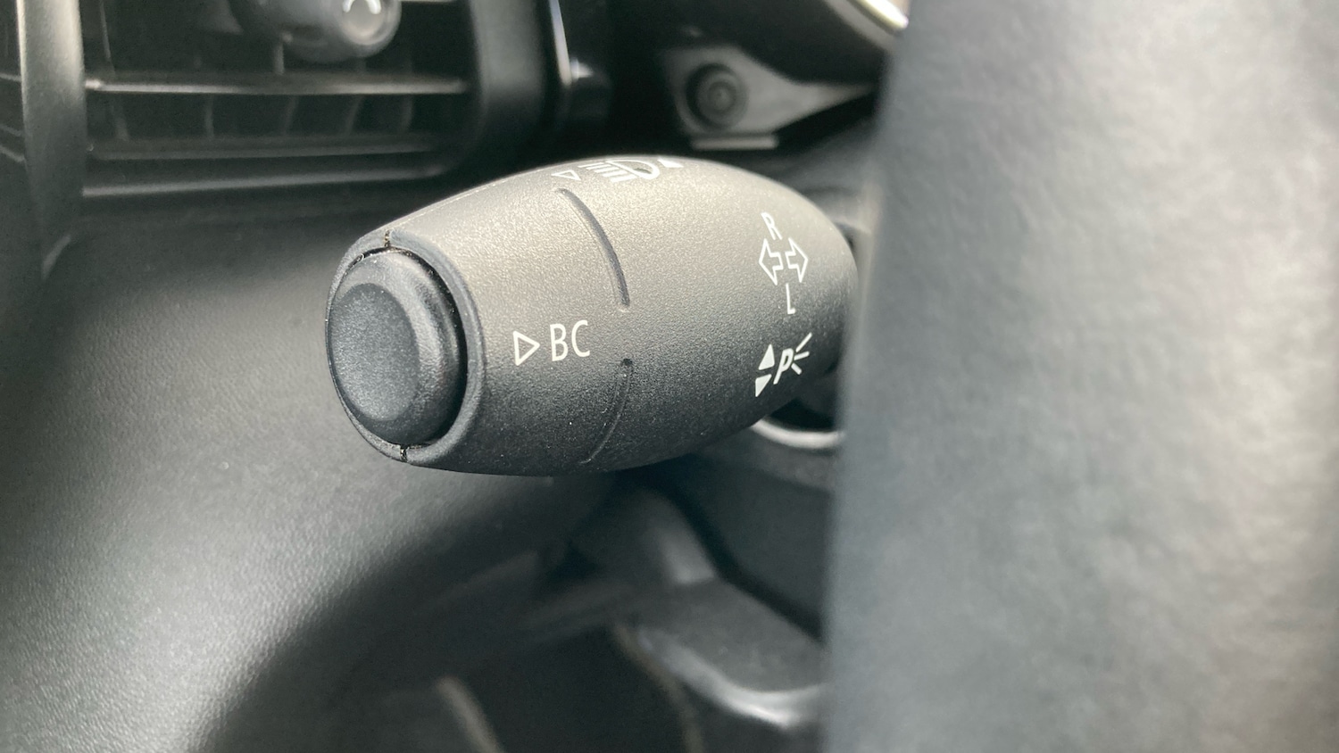 Used MINI Convertible 2017 for sale - 76451792: Photo 27