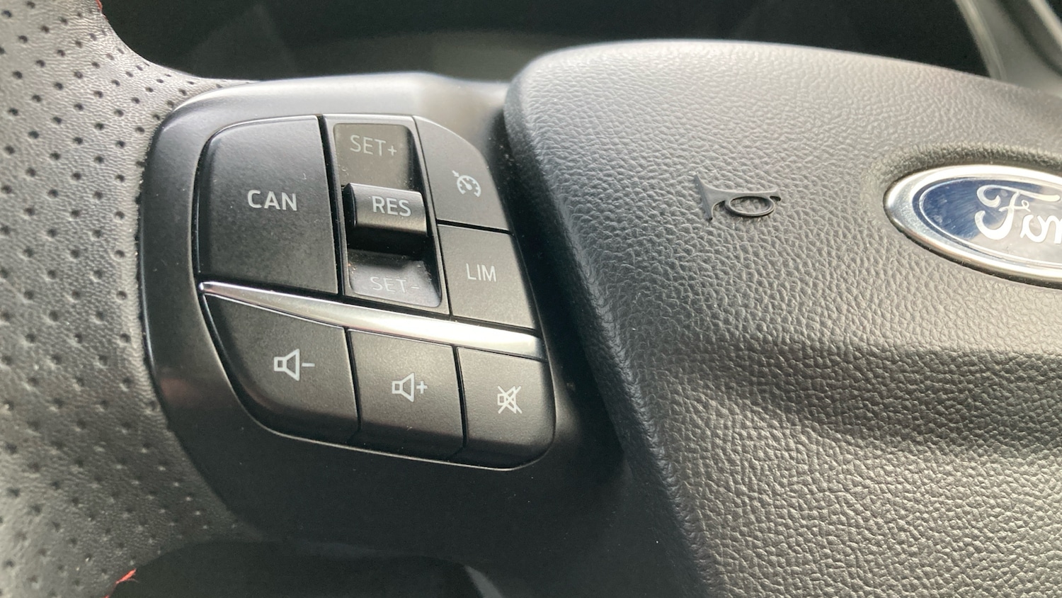 Used Ford Focus 2023 for sale - 76720429: Photo 29