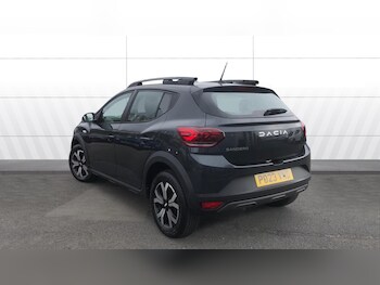 Used Dacia Sandero Stepway 2023 for sale - 78420730: Photo