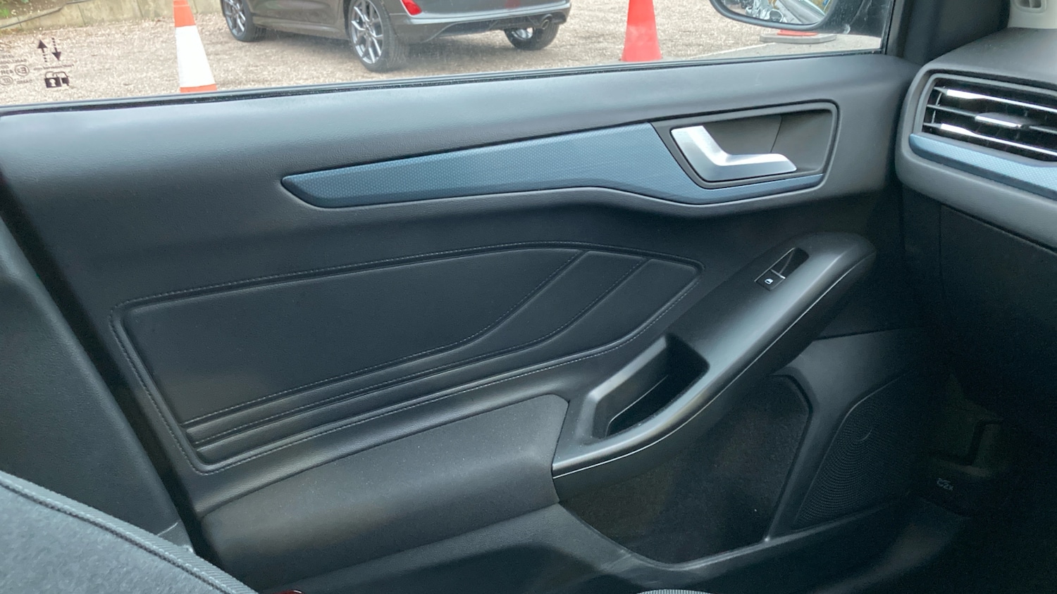 Used Ford Focus 2023 for sale - 76287901: Photo 22