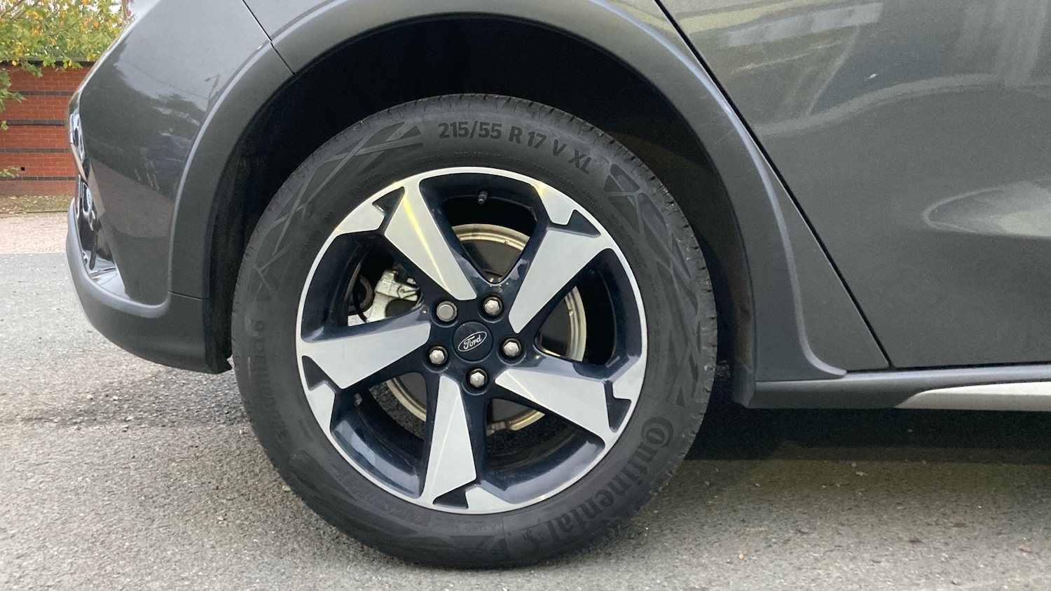 Used Ford Focus 2023 for sale - 76287901: Photo 7