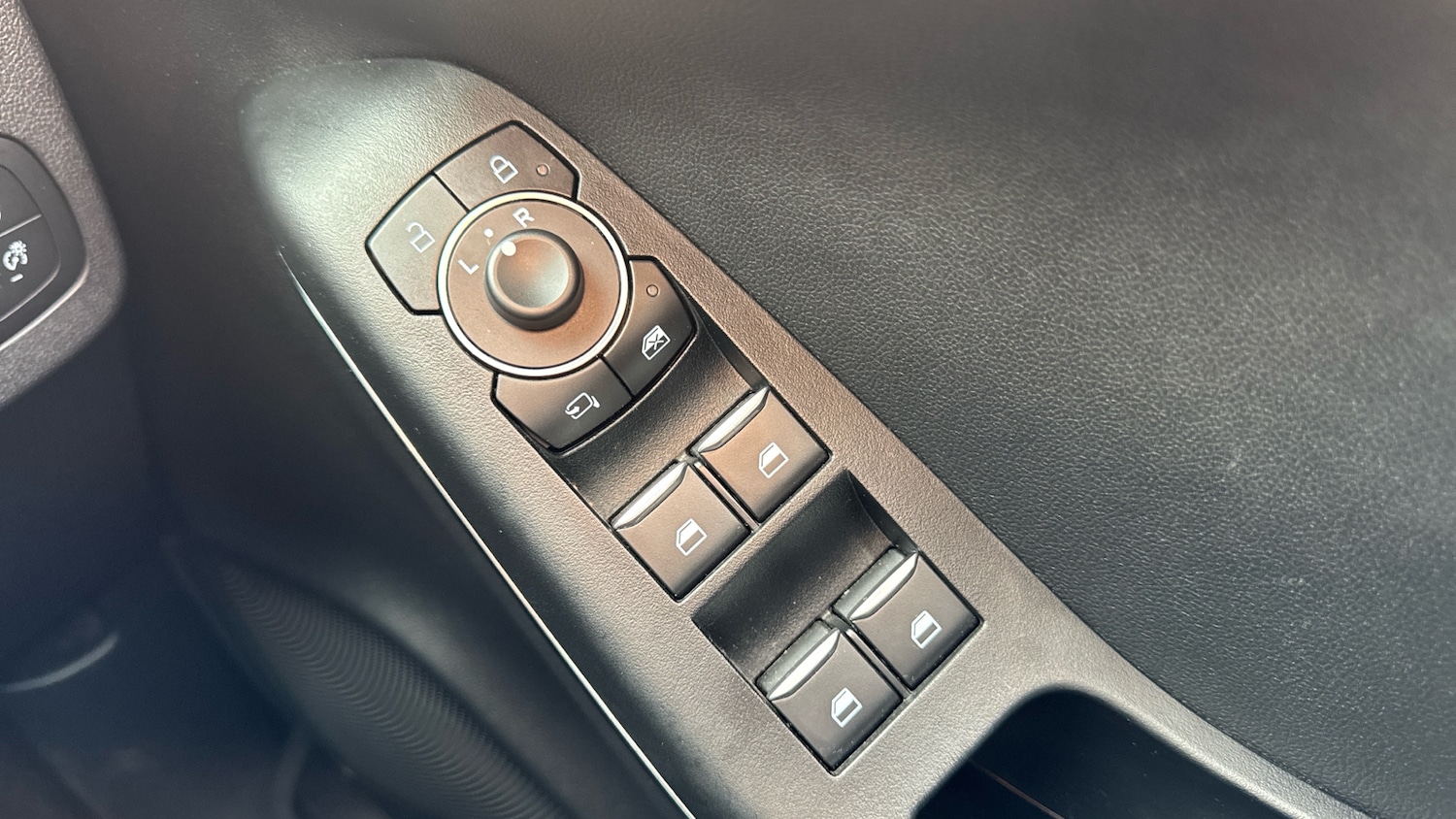 Used Ford Puma 2023 for sale - 78065005: Photo 24