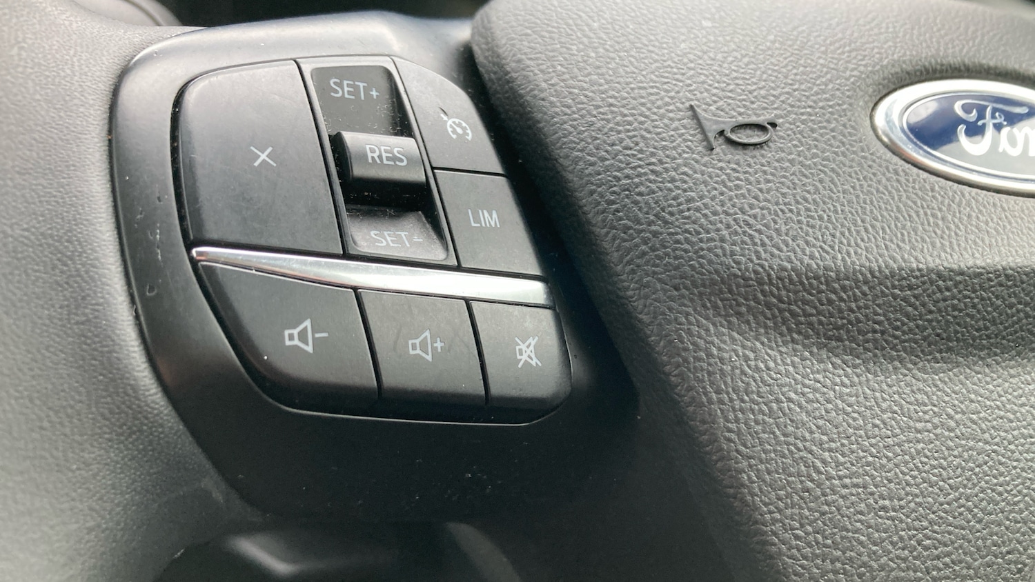 Used Ford Kuga 2022 for sale - 77417353: Photo 32