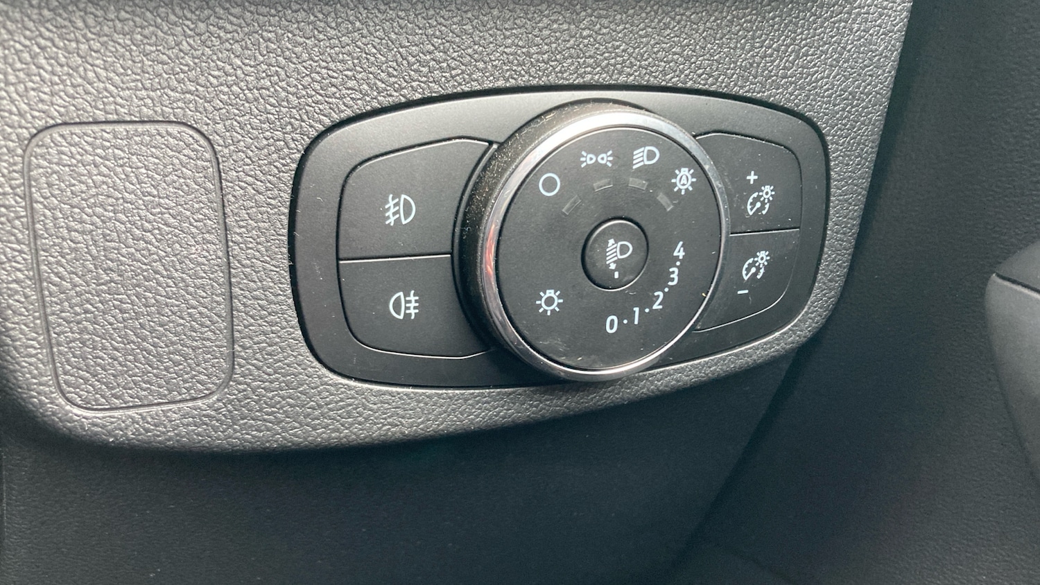 Used Ford Focus 2023 for sale - 77375783: Photo 30