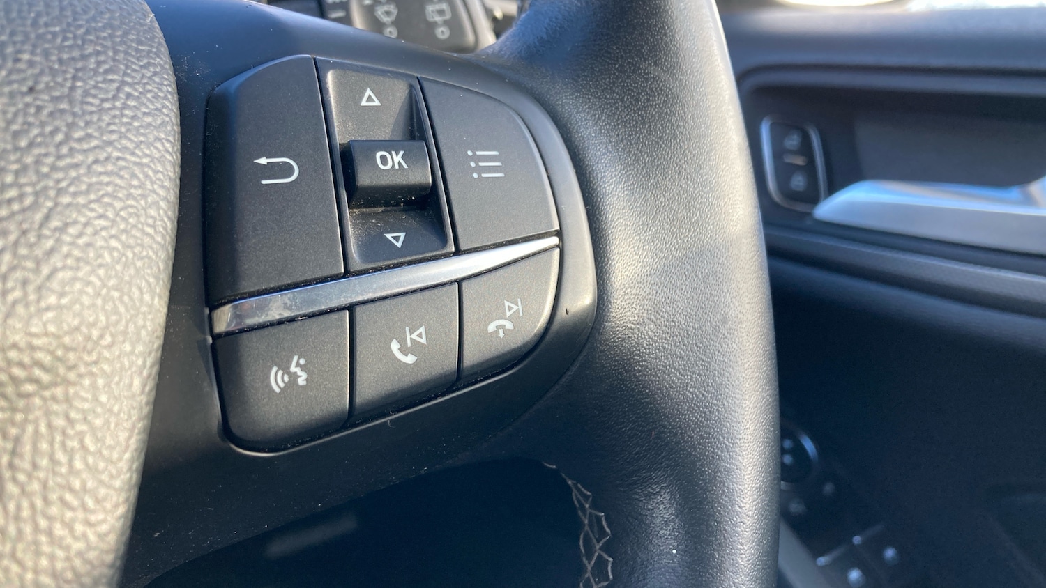 Used Ford Focus 2020 for sale - 76904883: Photo 34