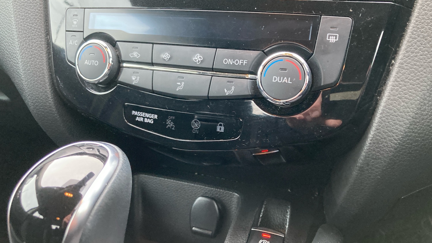 Used Nissan Qashqai 2021 for sale - 76957368: Photo 25