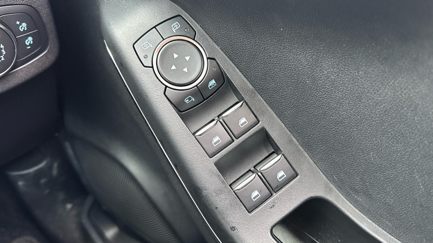 Used Ford Puma 2020 for sale - 77915863: Photo 24