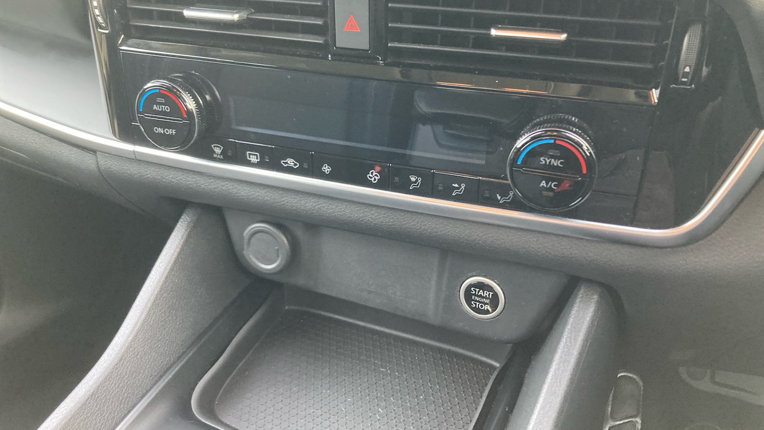 Used Nissan Qashqai 2022 for sale - 77198781: Photo 24