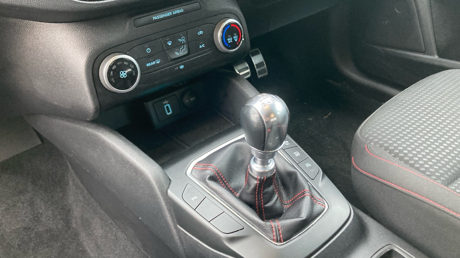 Used Ford Focus 2020 for sale - 77375785: Photo 13