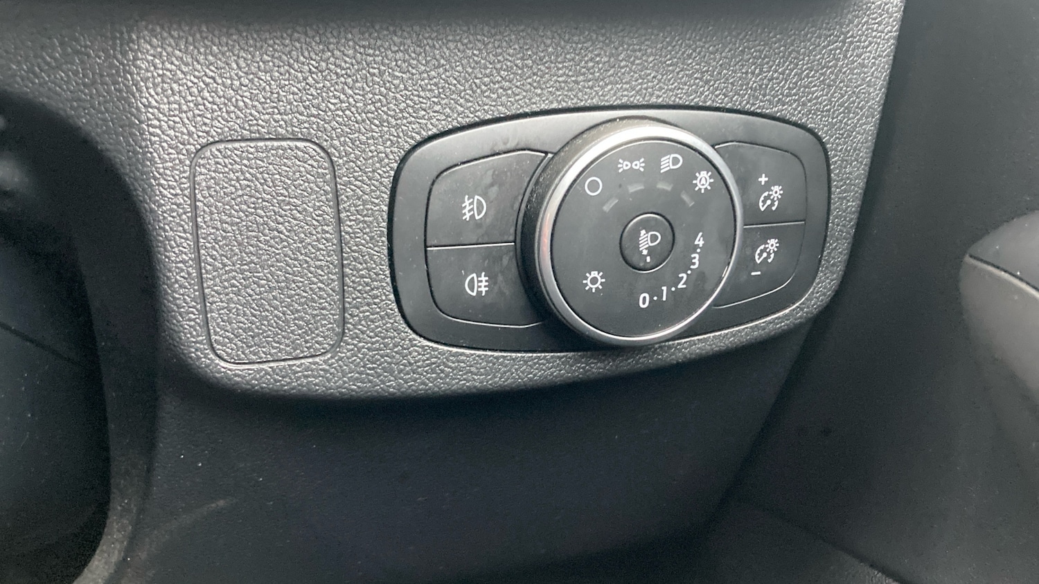 Used Ford Focus 2020 for sale - 77375785: Photo 34