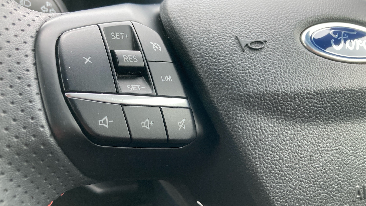 Used Ford Kuga 2023 for sale - 77404457: Photo 34