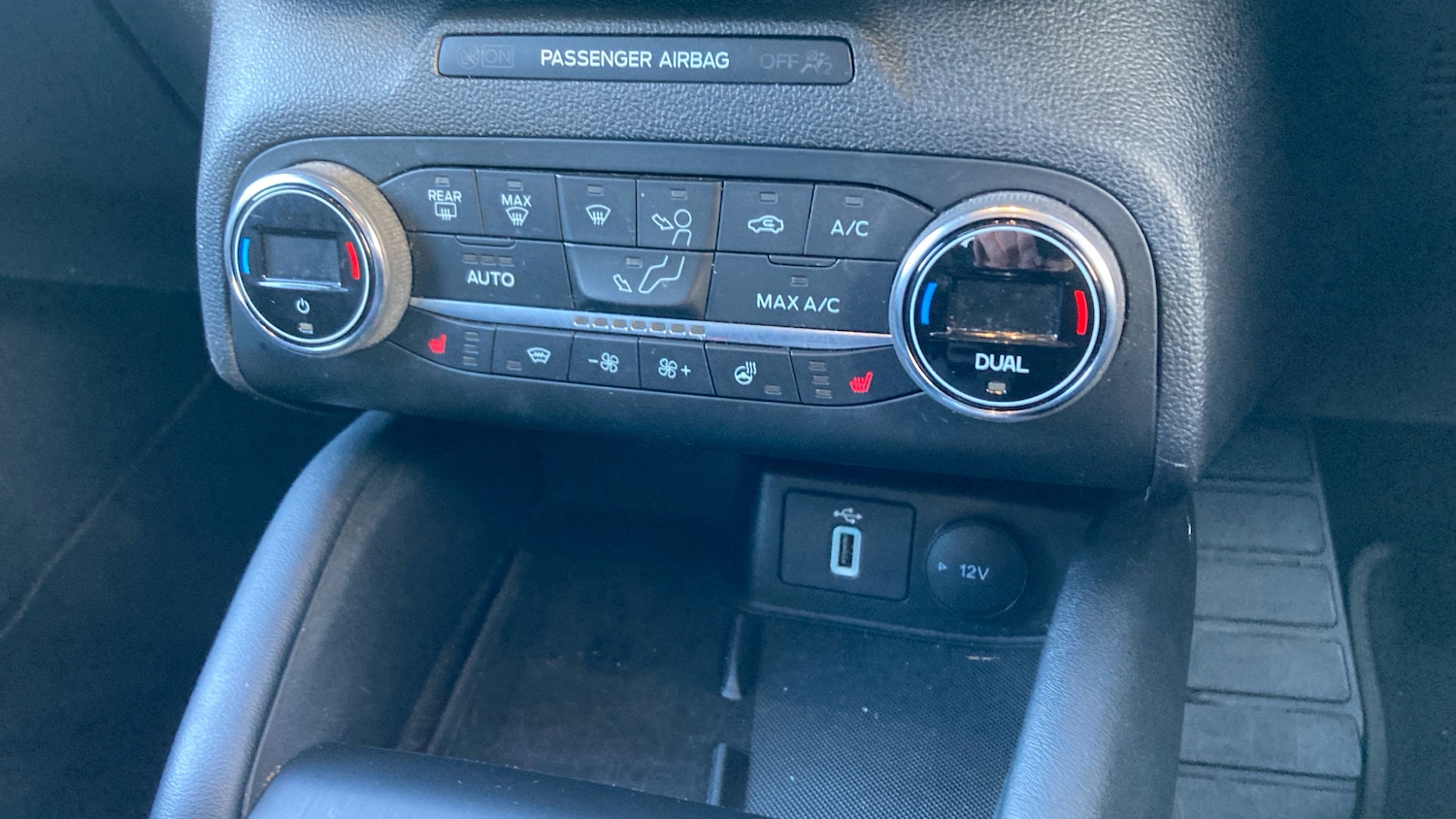 Used Ford Focus 2020 for sale - 77033369: Photo 27