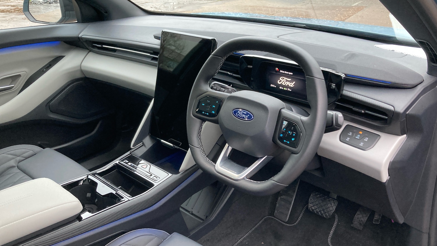 Used Ford Explorer 2025 for sale - 76979327: Photo 11