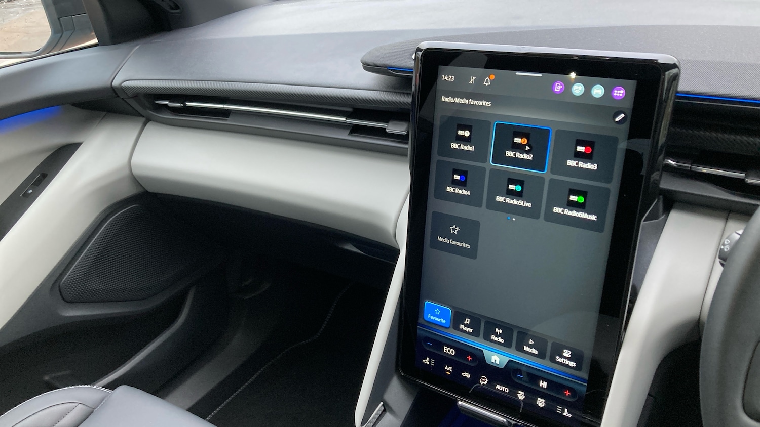 Used Ford Explorer 2025 for sale - 76979327: Photo 27