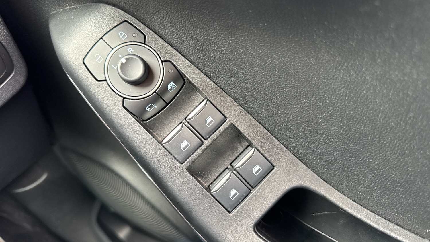 Used Ford Puma 2023 for sale - 78094975: Photo 24