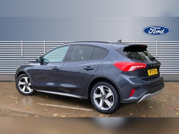 Used Ford Focus 2021 for sale - 76161833: Photo 2