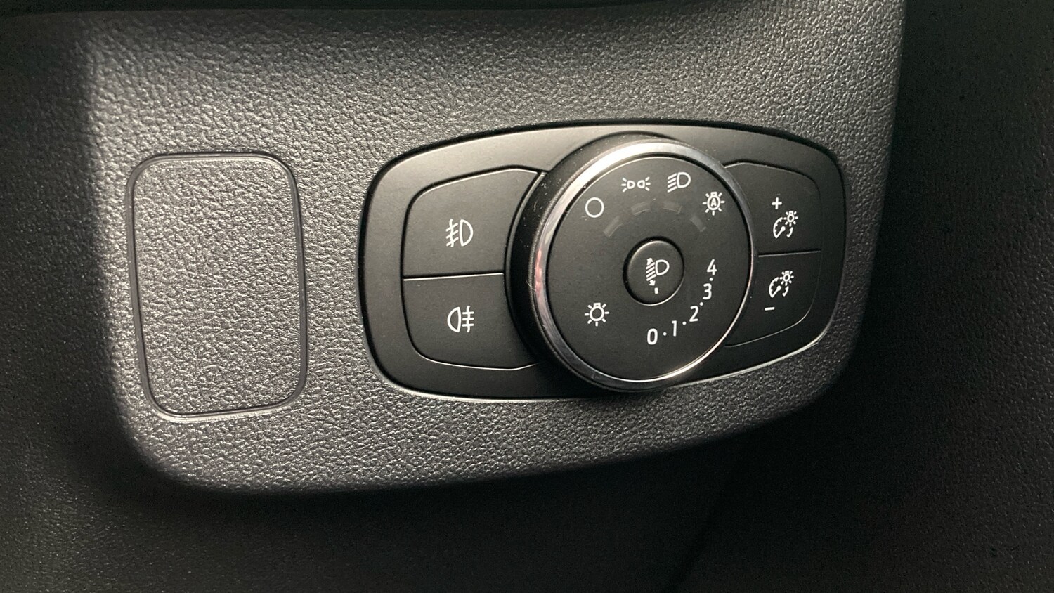 Used Ford Puma 2023 for sale - 76922336: Photo 34