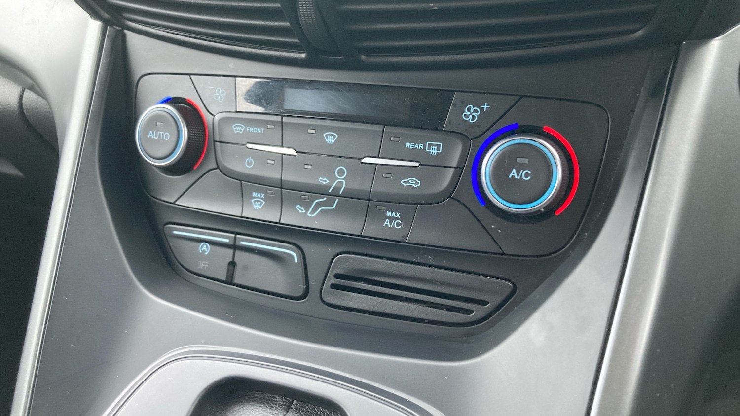 Used Ford Kuga 2018 for sale - 77258045: Photo 37