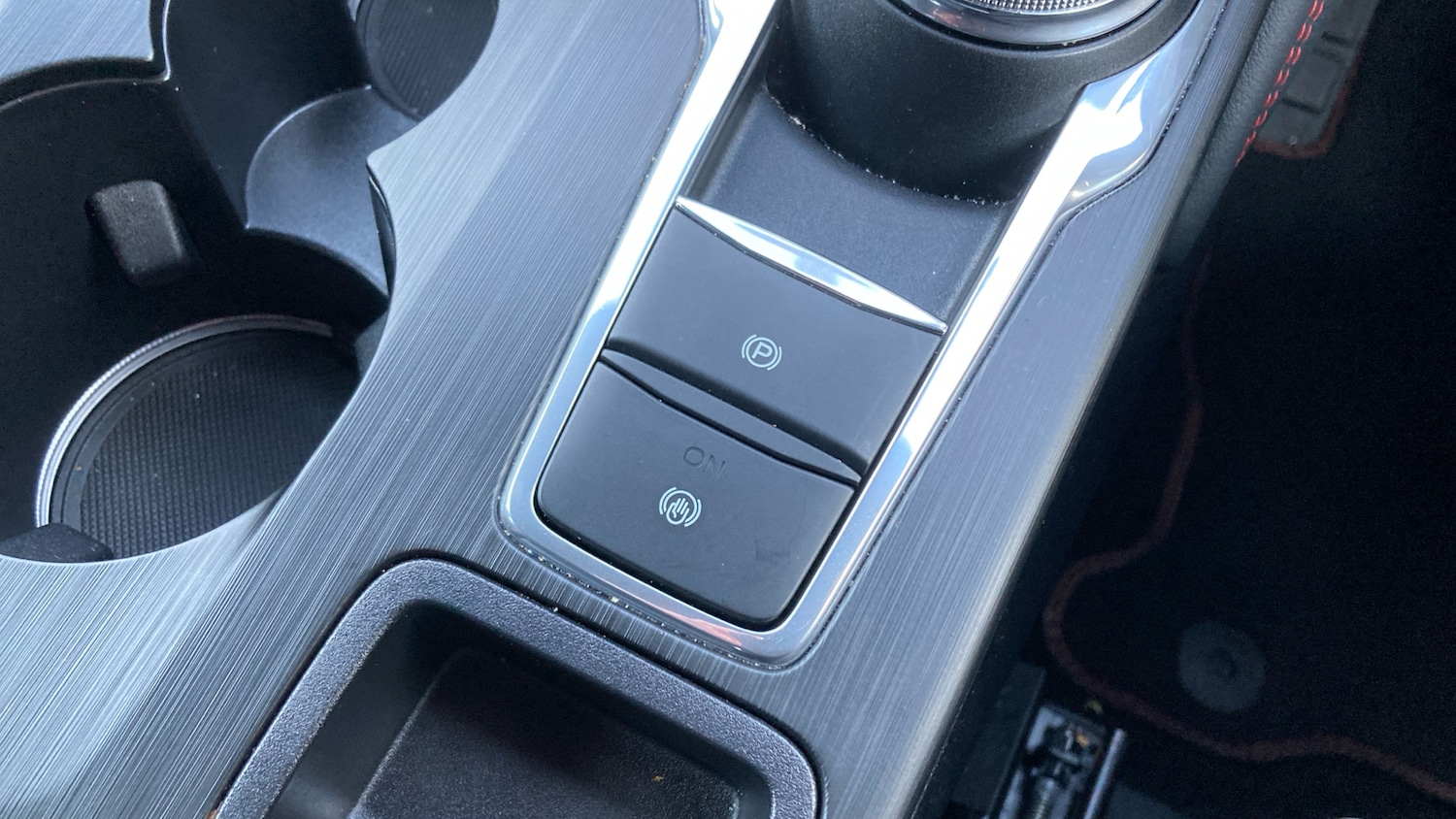 Used Ford Kuga 2025 for sale - 76627866: Photo 30