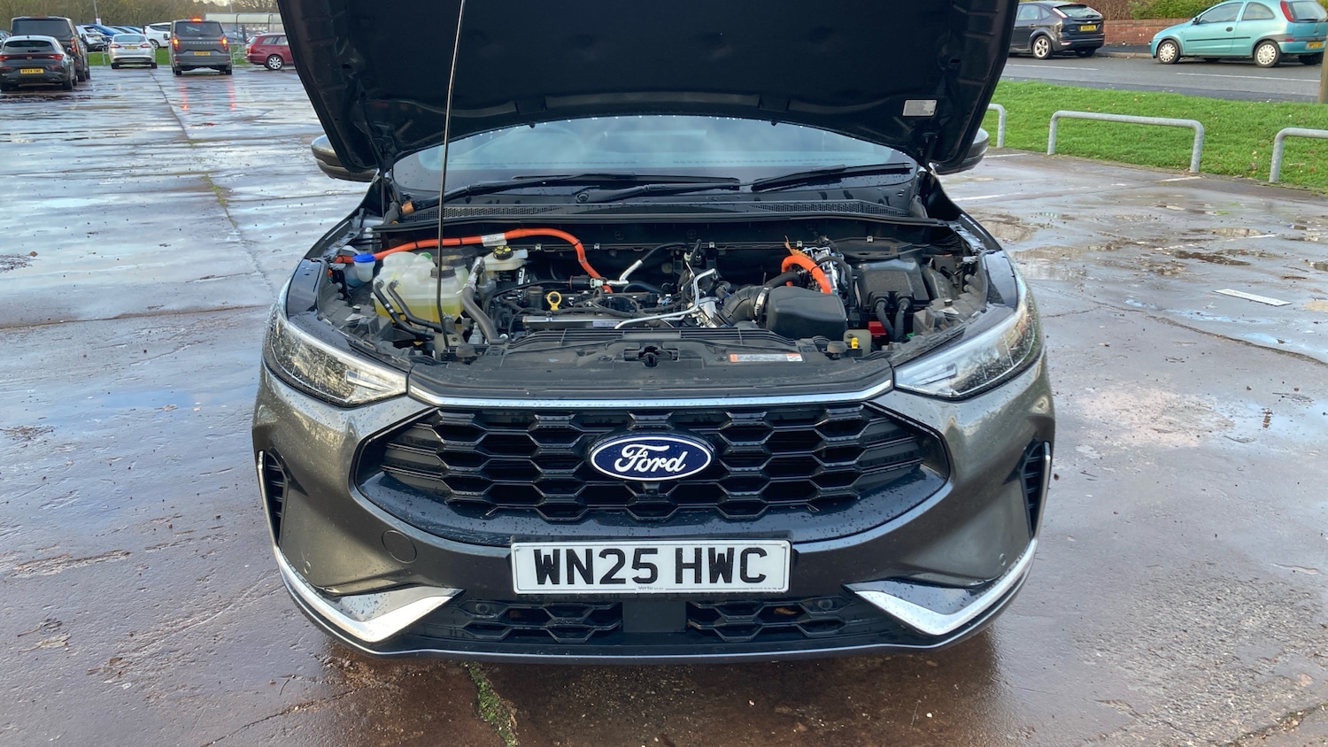 Used Ford Kuga 2025 for sale - 76627866: Photo 8