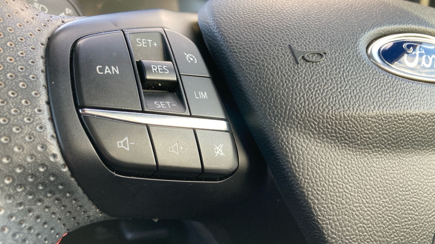 Used Ford Puma 2023 for sale - 76637285: Photo 30