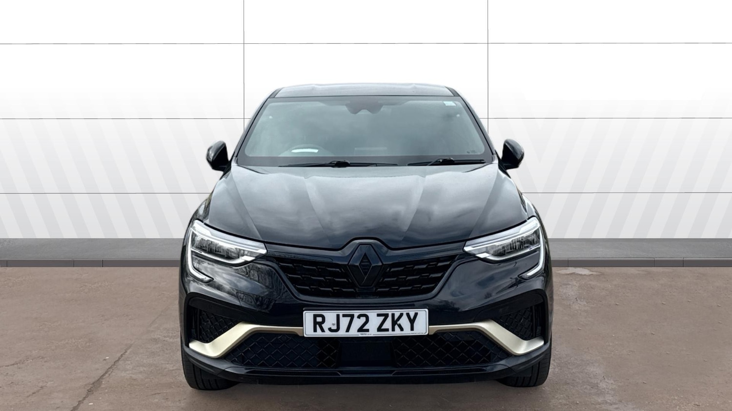 Used Renault Arkana 2023 for sale - 77675337: Photo 3