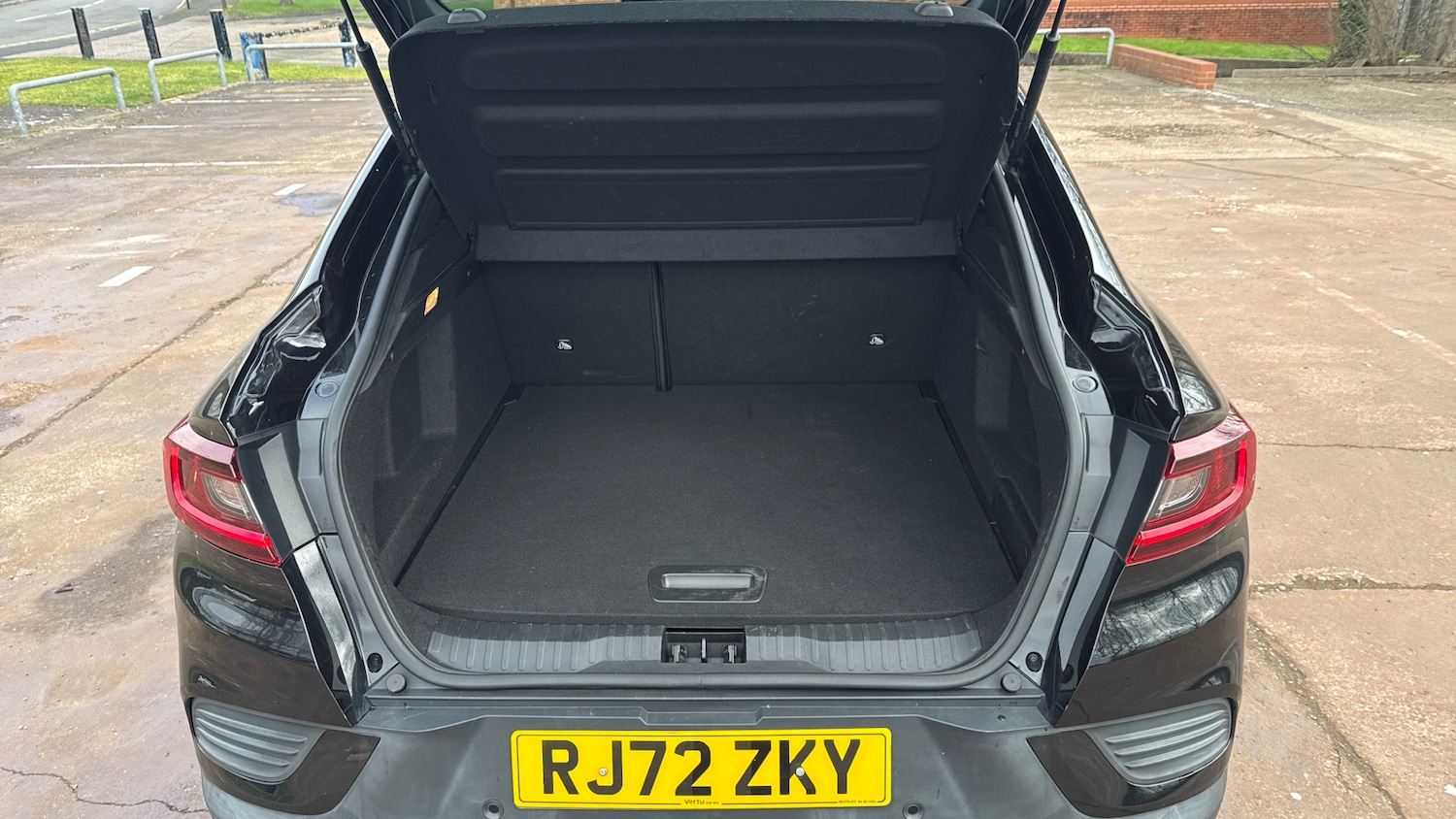 Used Renault Arkana 2023 for sale - 77675337: Photo 4