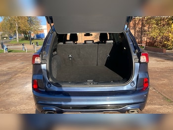 Used Ford Kuga 2020 for sale - 76402336: Photo