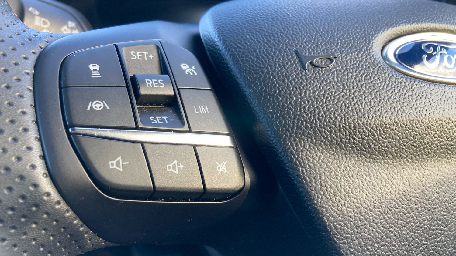 Used Ford Puma 2023 for sale - 76904891: Photo 32