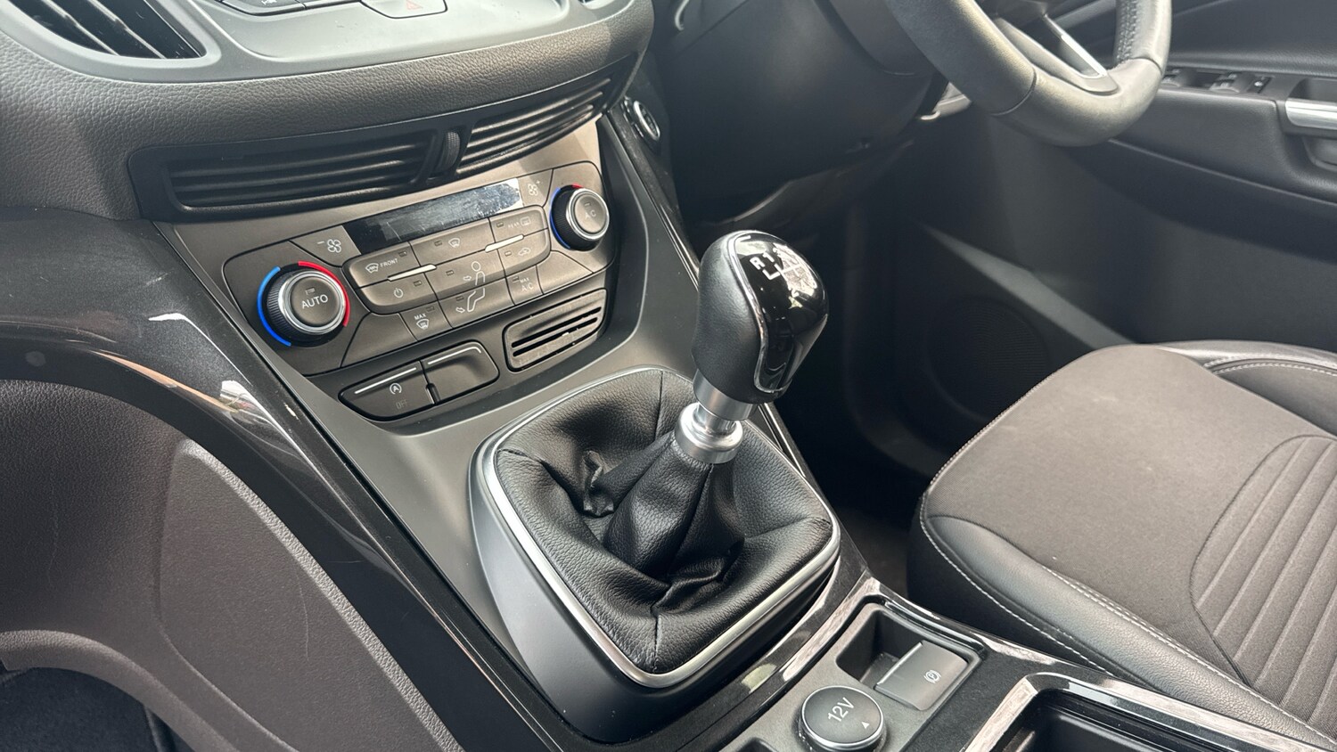 Used Ford Kuga 2019 for sale - 77649820: Photo 13